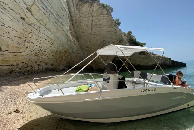 Noleggio Barca a motore con o senza skipper Idea Marine a Vieste