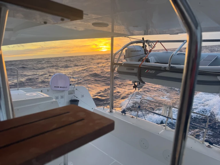 Noleggio barche Lagoon Lagoon 42 a Marsiglia su Samboat