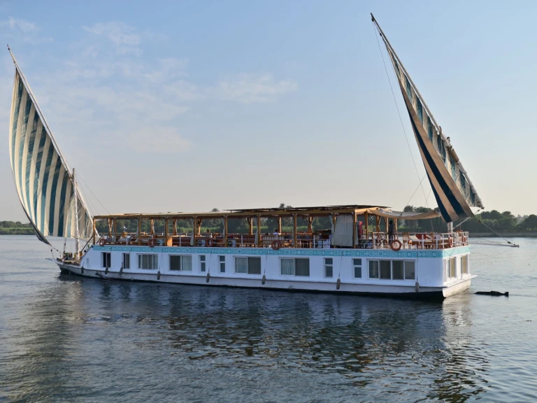 Noleggio Barca a vela a Assuan – Custom Made Dahabiya