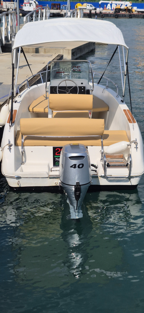 Noleggio barche La Spezia economico Schizzo 520