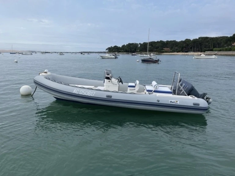 Noleggio barche Bwa Bwa 750 a Arcachon su Samboat