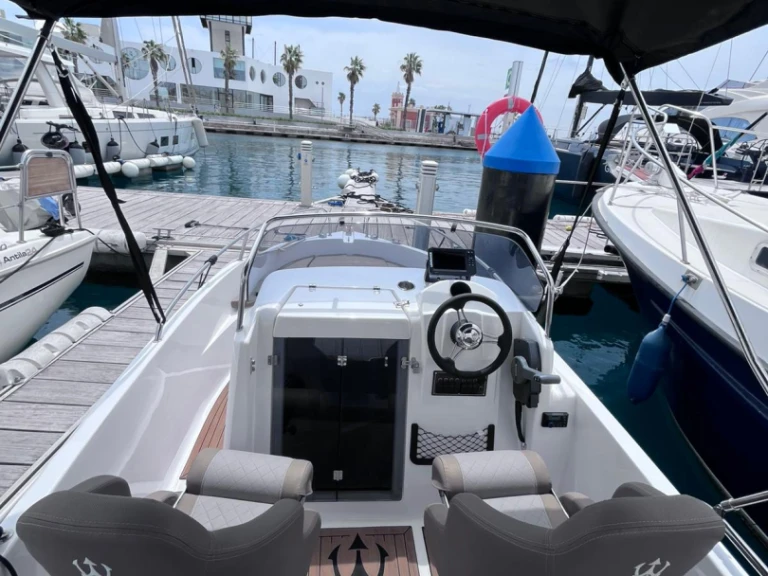Noleggio Barca a motore a Port d'Alicante – trident 530 Sport
