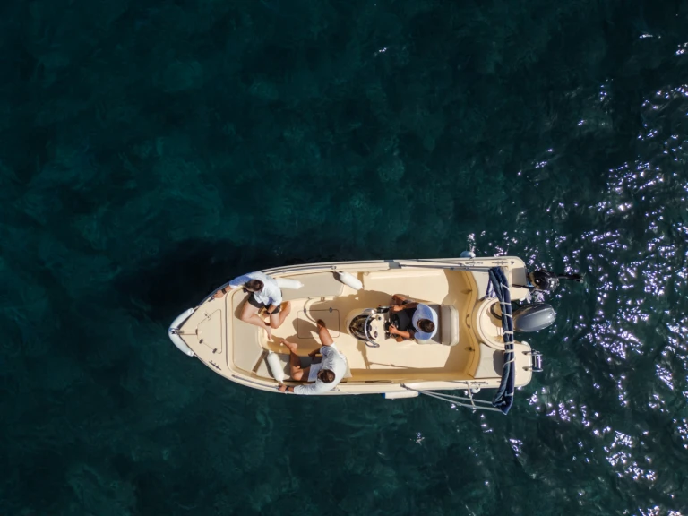 Noleggio Barca a motore Storm Boats con patente nautica