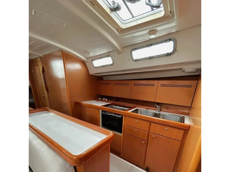 Noleggio a Álimos – Bénéteau Cyclades 50.5 (5 cab) su SamBoat