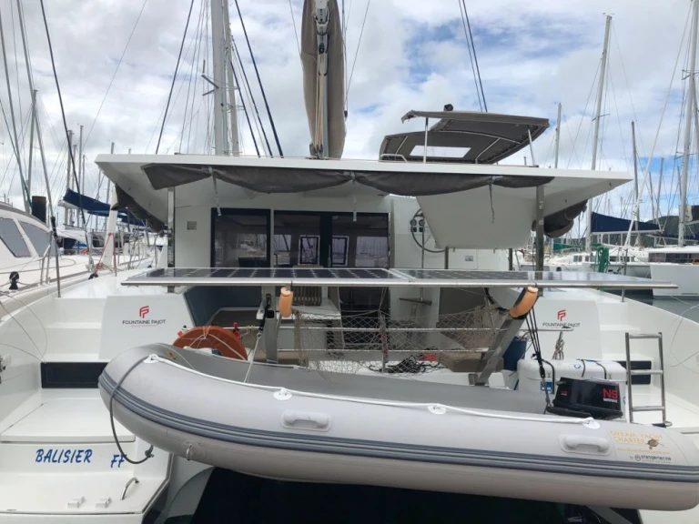 Noleggio Catamarano Fountaine Pajot con patente nautica