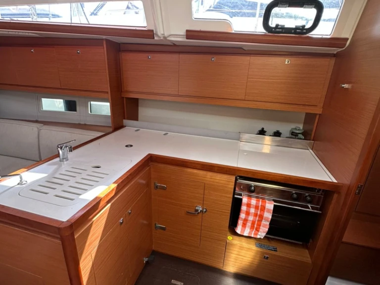 Noleggio Barca a vela a Kos – Dufour Dufour 390