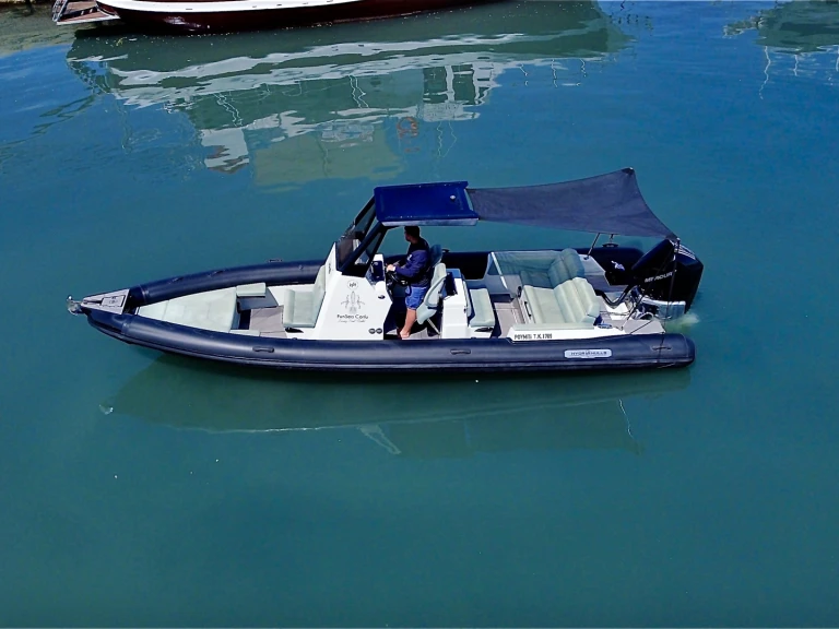 Noleggio a Gouviá – Hydrohulls HH8 su SamBoat