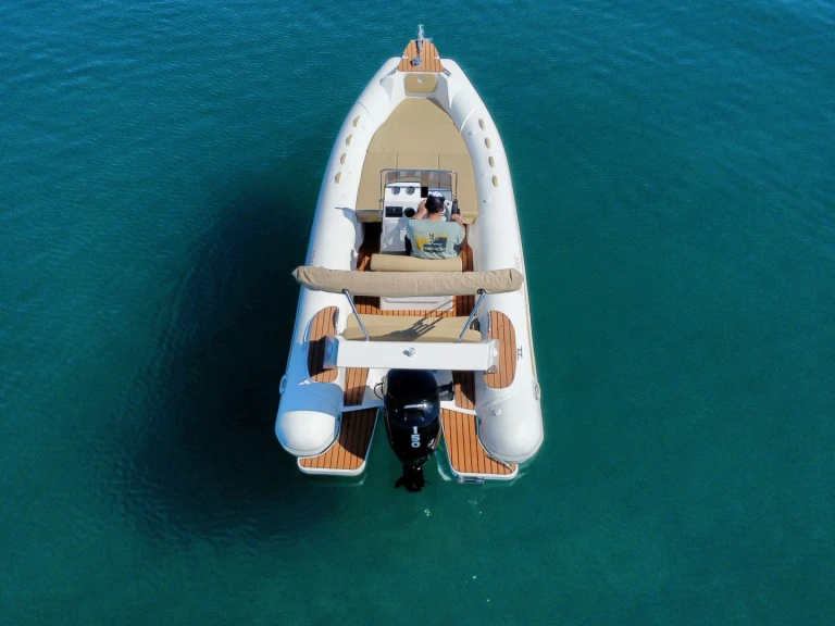 Noleggio barche Tomahawk VIP 2026 a Old port of Corfu su Samboat