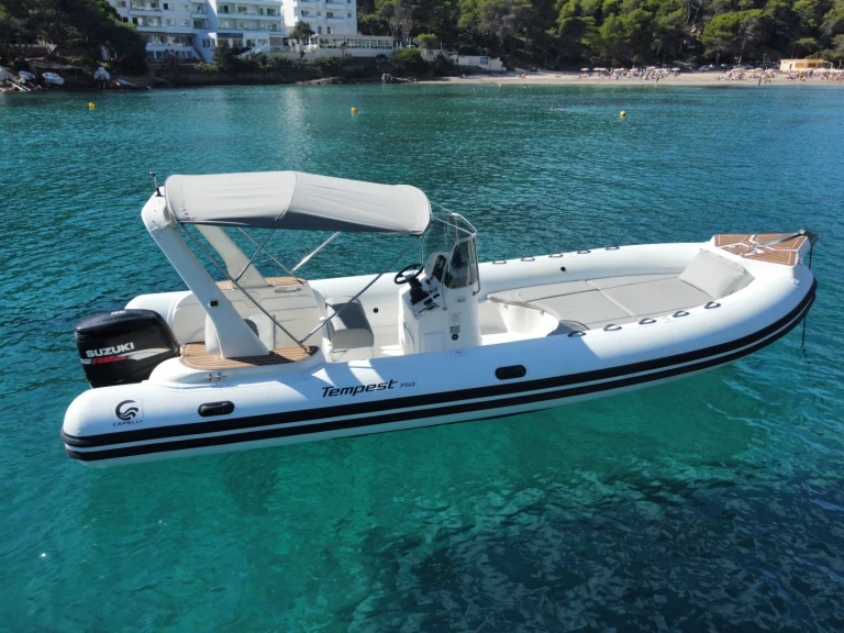 Noleggio a Santa Eulària des Riu – Capelli Tempest 750 su SamBoat
