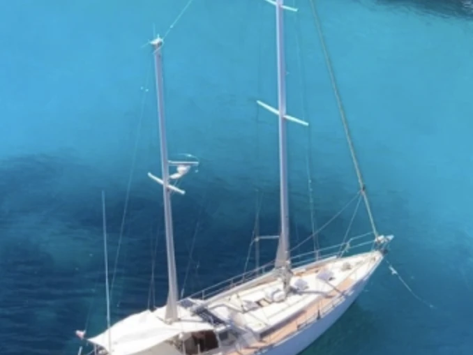 Noleggio Barca a vela Amel con patente nautica