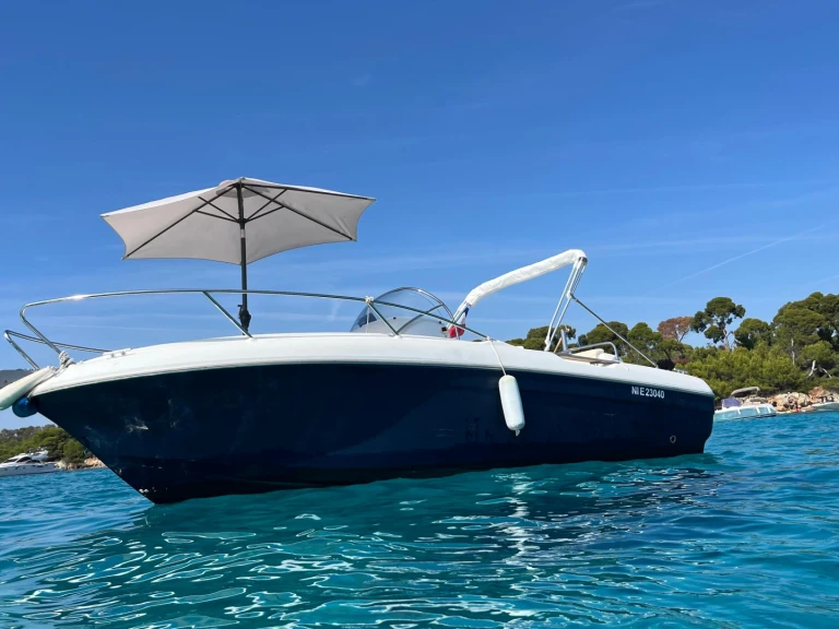 Noleggio barche Chris Craft Sea Hawk 213 a Cannes su Samboat