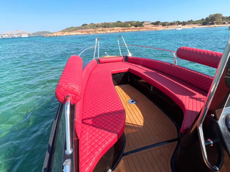 Noleggio Barca a motore a Glyfáda – ISATEK TEKNE COBRA 495