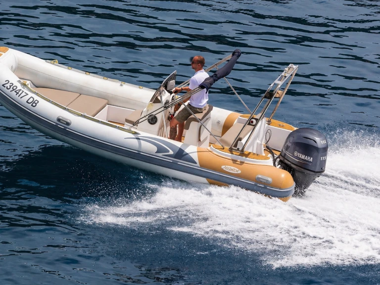 Gommone a noleggio a Ragusa (Dubrovnik) al miglior prezzo