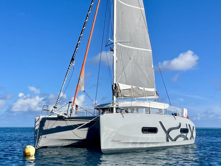 Noleggiare una Excess Excess 11 a Papeete