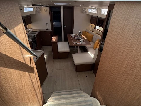 Noleggio Barca a vela Bénéteau con patente nautica