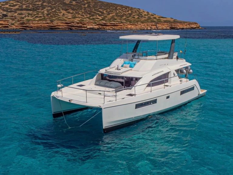 Noleggio Catamarano a Ibiza Town – Leopard Leopard 43 Powercat