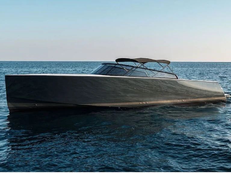 Noleggiare una VanDutch VanDutch 40 a Marina Botafoch