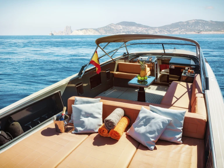 Noleggio barche Marina Botafoch economico VanDutch 40