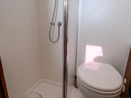 Elan Impression 50.1 da affittare a  Sebenico