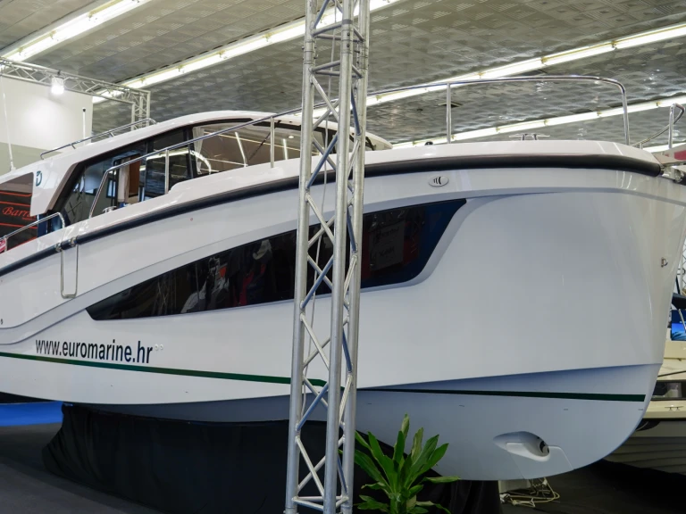 Noleggio a Spalato – Delphia Delphia 10 Sedan su SamBoat