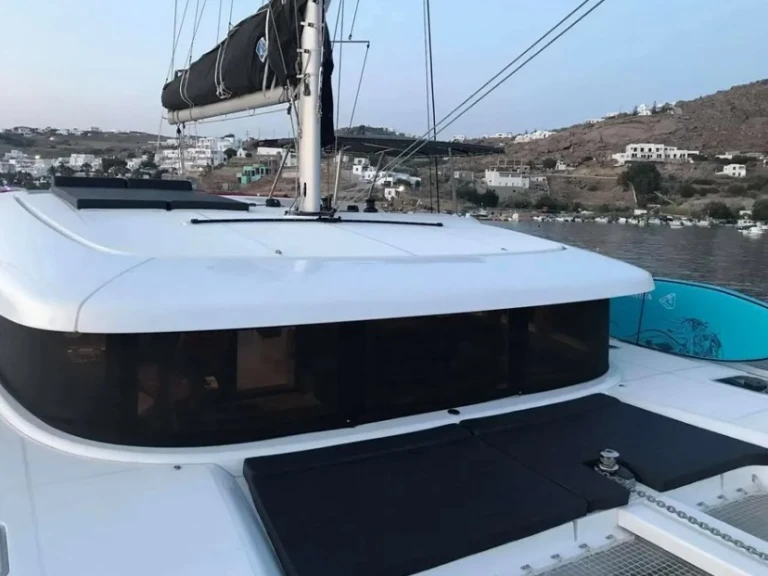 Noleggio Catamarano Lagoon con patente nautica