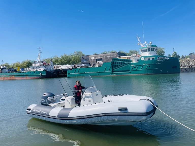 Noleggio barche Zodiac Pro Open 650 Ultimate a Arzon su Samboat