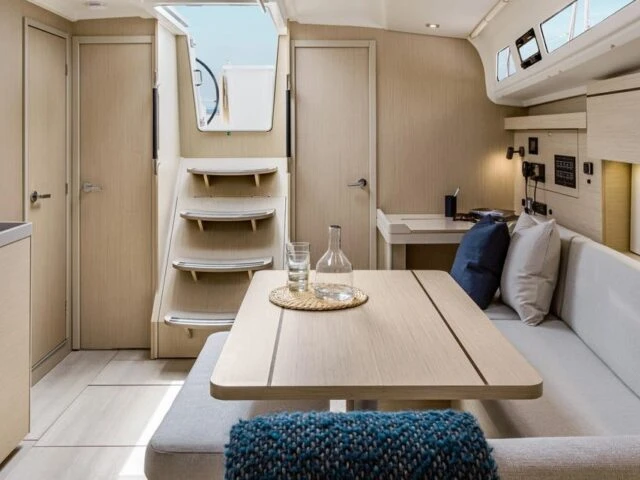 Barca a vela a noleggio a Salerno al miglior prezzo