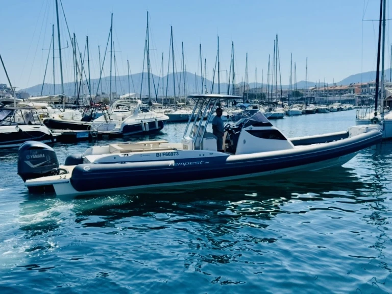 Noleggio barche Capelli Tempest 38 a Marsiglia su Samboat