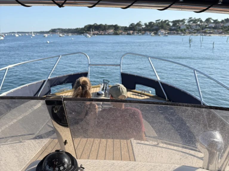 Noleggio Barca a motore a Arcachon – Beacher Beacher V10.2 Croisière