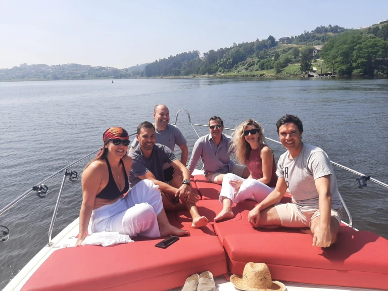 Noleggio barche Princess Princess 286 Riviera a Porto su Samboat