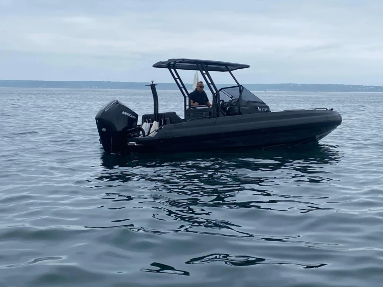 IRON 647 da affittare a  Brest