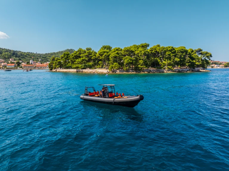 Noleggio Gommone a Preko – Sea Marine 860