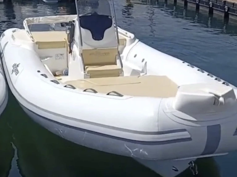 Noleggio barche Favignana economico Wave 20