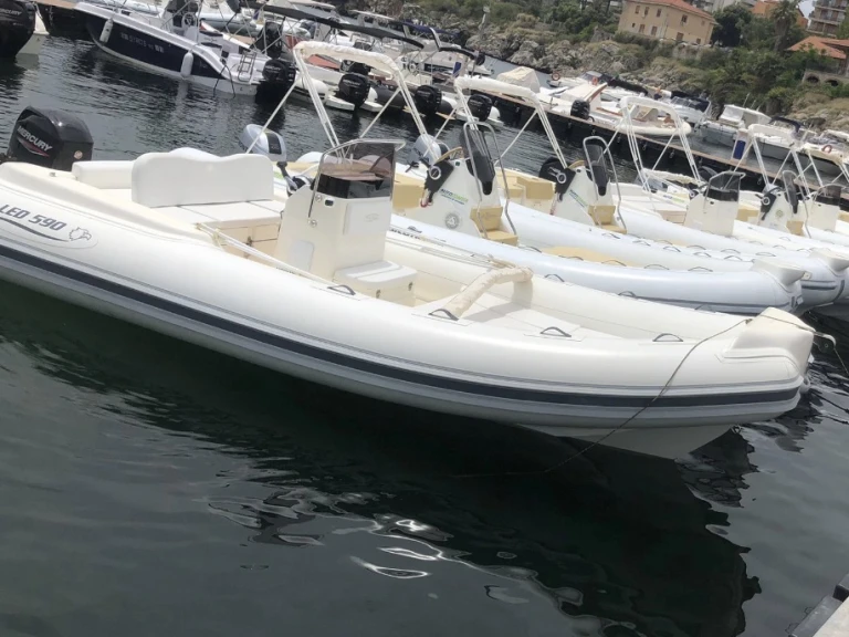 Nautica Led Nautica Led 590 da affittare a  Favignana