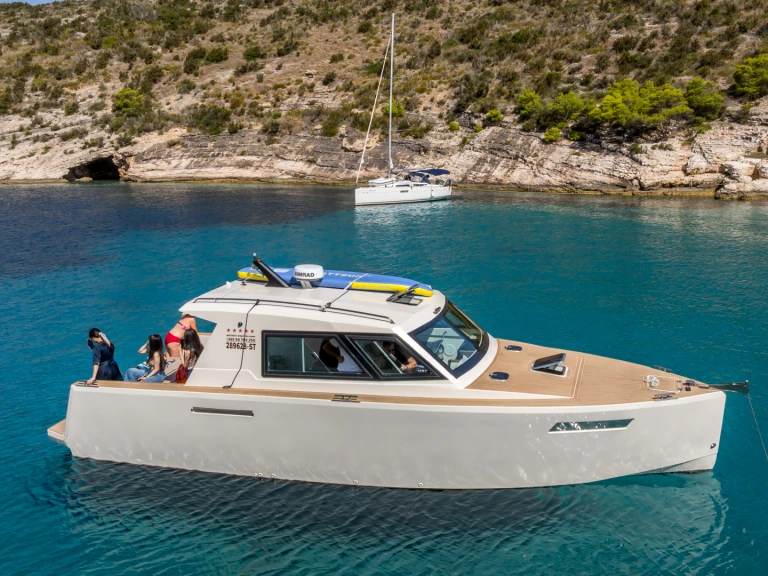 Noleggio a Spalato – Aliskaf Aliskaf 37 su SamBoat