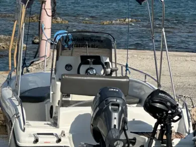 Noleggio Barca a motore Poseidon con patente nautica