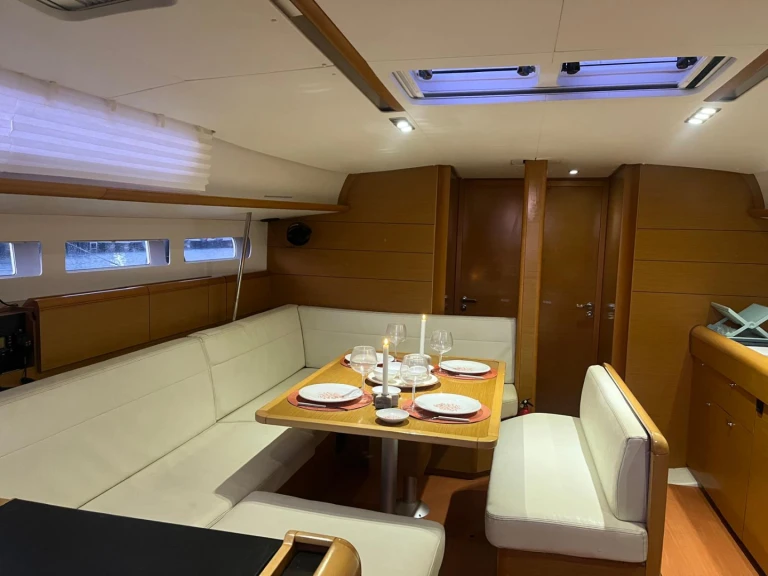 Jeanneau Sun Odyssey 509 da affittare a  La Pobla de Farnals