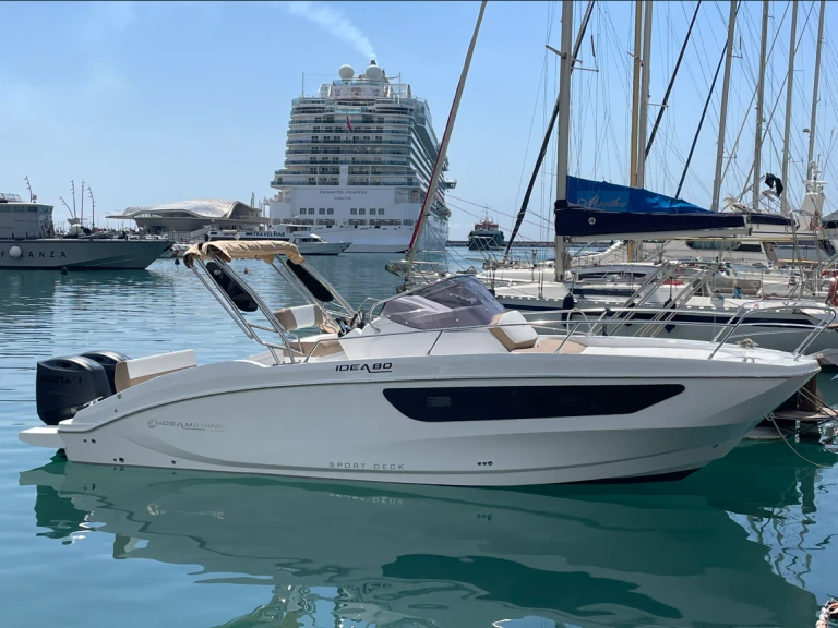 Noleggio a Porto di Salerno – Idea Marine 80 WA su SamBoat