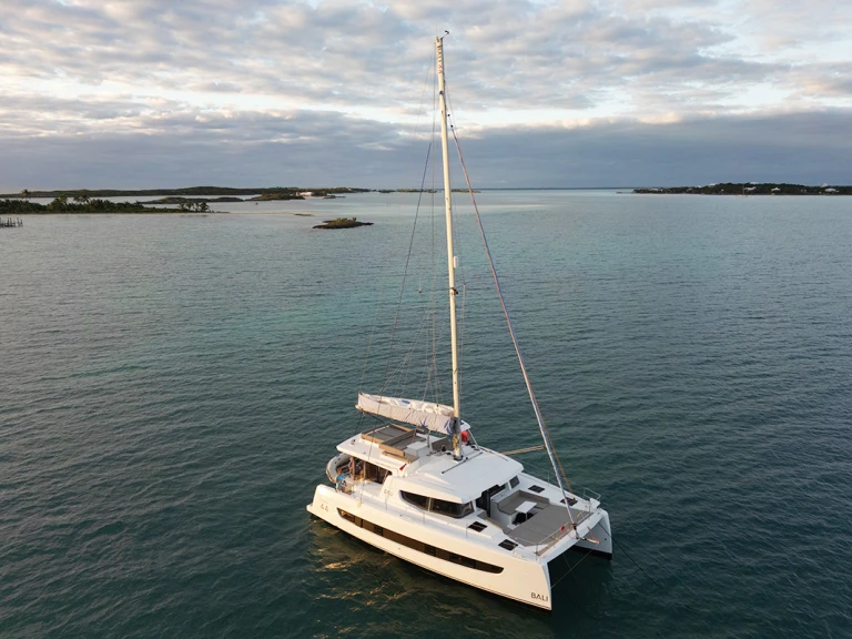 Noleggio barche Bali Bali 4.4 a Nassau su Samboat