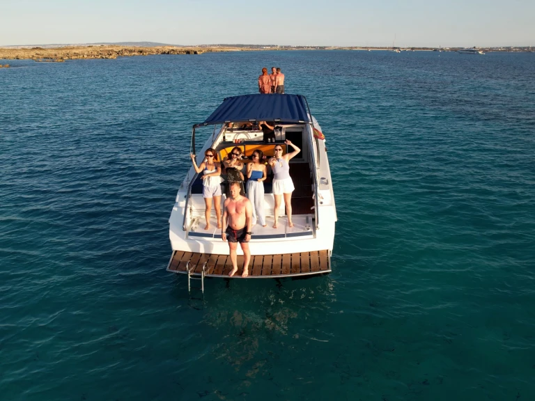 Noleggiare una  Cherokee 50 a Ibiza Town