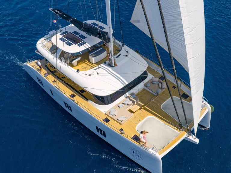 Noleggio Yacht di lusso a Sebenico – Sunreef HONEYBIRD