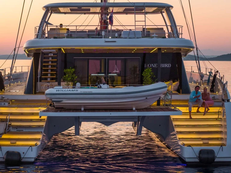 Noleggio Yacht di lusso con o senza skipper Sunreef a Sebenico