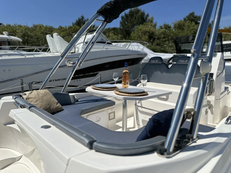 Noleggio Gommone con o senza skipper Zar a La Flotte