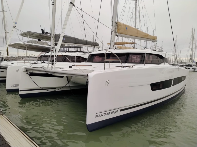 Noleggio Catamarano con o senza skipper Fountaine Pajot a Préveza