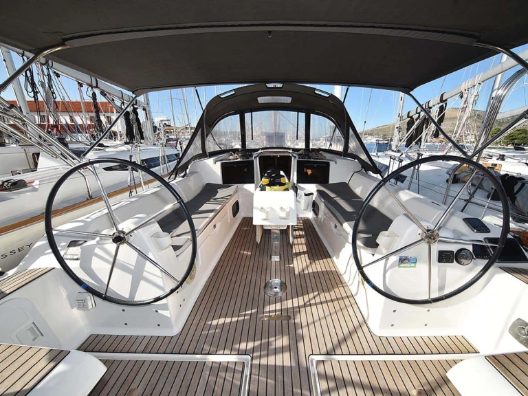 Noleggio barche Pola economico Dufour 382 Grand Large