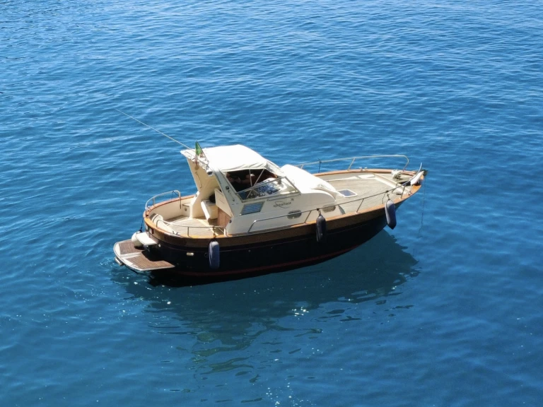 Noleggio barche Salerno economico 30 EXE