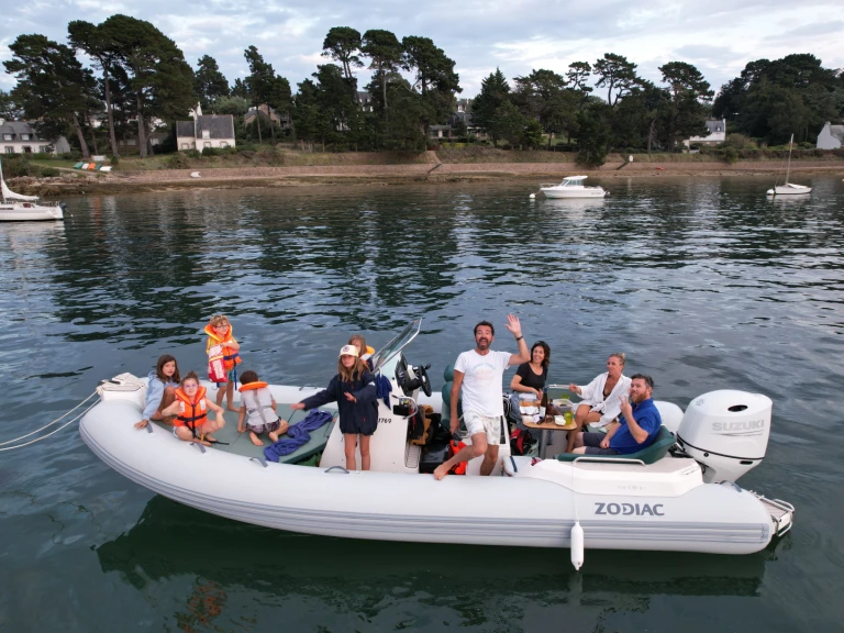 Noleggio Gommone Zodiac con patente nautica
