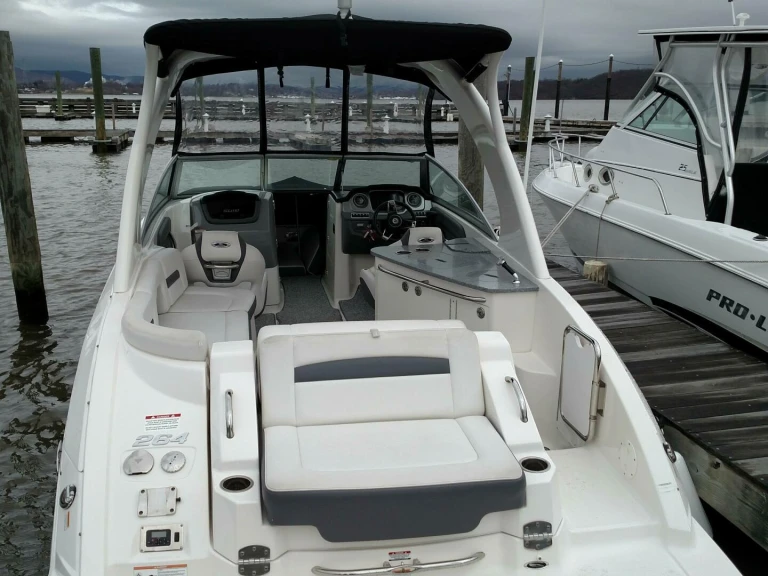 Noleggio a Mandelieu-la-Napoule – Chaparral Sunesta 264 su SamBoat