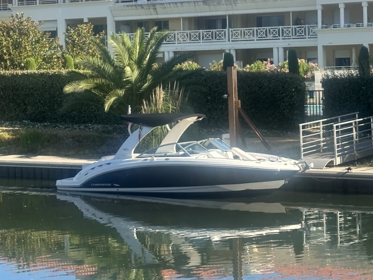 Noleggio Barca a motore a Mandelieu-la-Napoule – Chaparral Sunesta 264