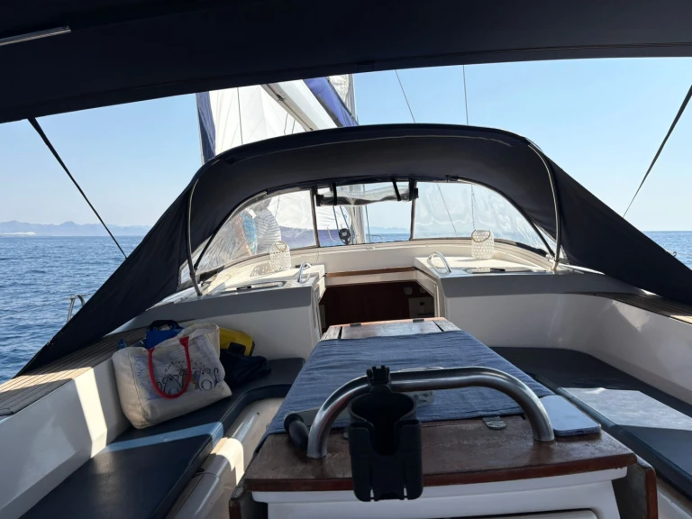 Noleggio Barca a vela Elan con patente nautica